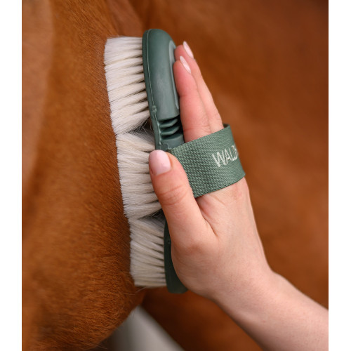 Flex grooming brush