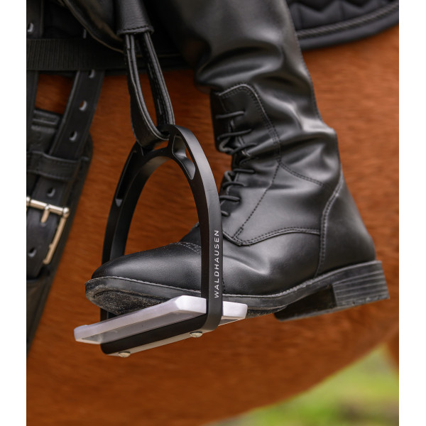 Aluminium stirrups